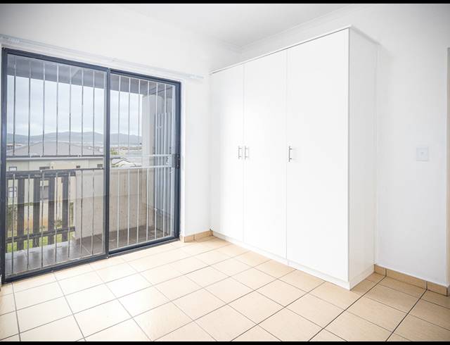 2 BEDROOM APARTMENT FOR SALE IN PARKLANDS
